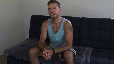 Amateur jock wanks cock on casting - drtuber.com