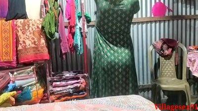 Green Churidar Pe Bhabhi Ki Chudai Kiya Uski Hushband Ne Gud Far Di - hclips.com - India