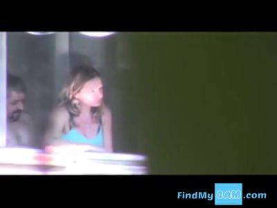 Polvo En El Balcon - hclips.com