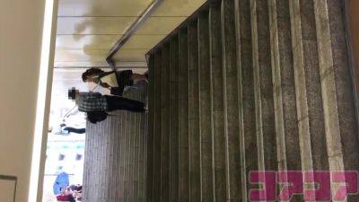 通りかかりのおはさんに声を掛けて勃起チンホと射精見せ 11 Min - hotmovs.com - Japan