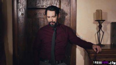 Desperate Realtor Osa Got Creamy Load On Her Big Titti - videomanysex.com