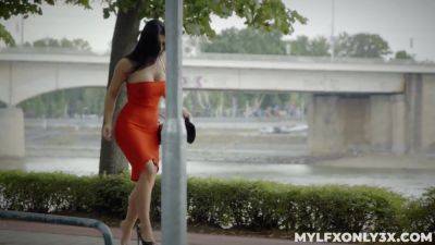 The Broken Heel - MYLF - hotmovs.com