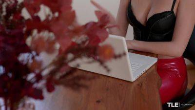 Rebecca Volpetti - Rebecca - Lady Voyeur 2 - Rebecca Volpetti - hotmovs.com