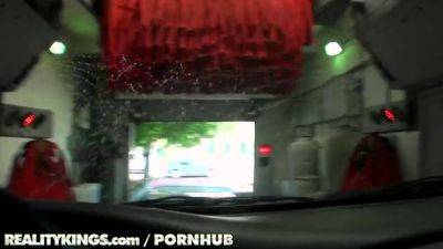 Petite Tegan Mohr gives a BJ for her lift & pays for it with her tight ass - sexu.com