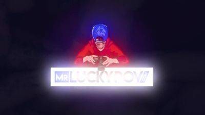 Christmas Creampie For Carmen Caliente - hotmovs.com