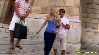 Beautiful Spinner Unforgettable Porn Clip - upornia.com