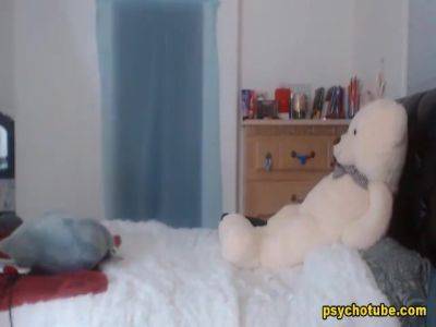 Dazzling Babe Engaged To A Flirtatious Performance Live - hclips.com