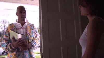 Brunette Slutty Bitch Enjoy Bbc - hotmovs.com