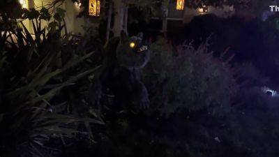 A Haunted Halloween Fuck - hclips.com