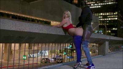 Julie-Cash-Road-Side-Fucked-King-BBC - upornia.com - Usa