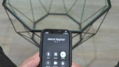 stepsis sucks my cock so i vote blue! - upornia.com