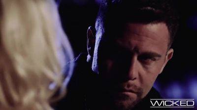 Ivy Wolfe - Ivy Wolfe And Seth Gamble - Gets Fucked By Seth - hotmovs.com