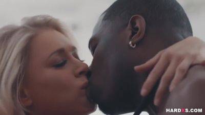 Voluptuous Blonde Stunner In Interracial Porn - upornia.com