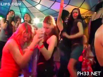 Very Hot Group Sex In Club - hclips.com