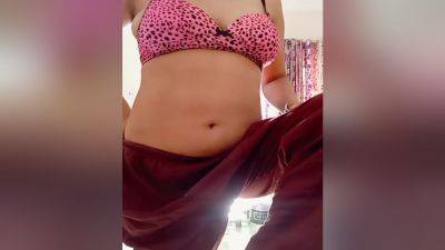 Desi Punjab Aunty Stripes - desi-porntube.com