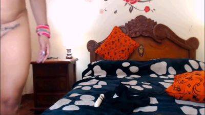 Cam Thirty Two.....kz - hclips.com