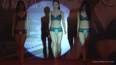 Chinese model in sexy lingerie show.16 - txxx.com - China