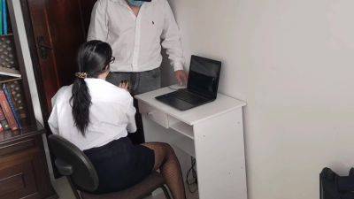 Secretaria Faz Sexo Com O Patrao Para Nao Ser Demitida - hclips.com