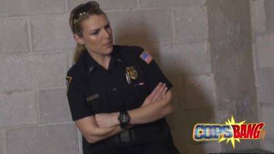 Shove That Loaded Army Weapon Firmly In - videomanysex.com