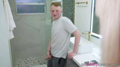 Stepsis Change Clothes With Her Door Open - upornia.com