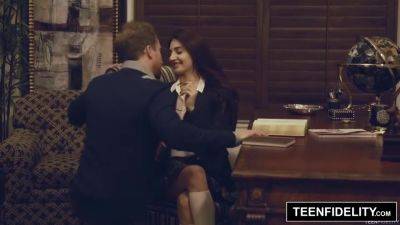 Sensuous Hussy Memorable Porn Scene - hclips.com