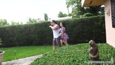 Fucks Tarzan By The Pool With Marilyn Mayson - upornia.com