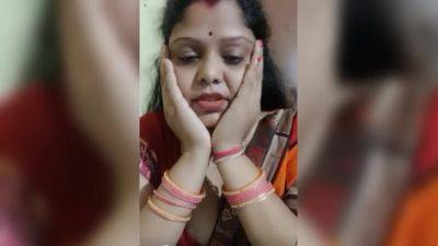 Leena Bhabhi Shadow Nude Showing Big Size Boobs Raseela Fighre Clear Nipples - desi-porntube.com - India