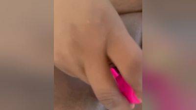 Big Pussy 1 Vs. Toy 0 - desi-porntube.com