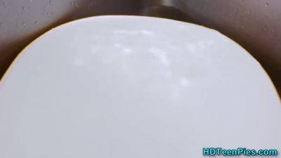 Pov Teen Sucks Off Chef - videomanysex.com