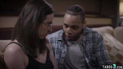 Casey Calvert - Naive White Babe Can Not Say No To A Big Black Cock With Casey Calvert - videomanysex.com