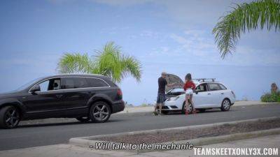 Scarlett Domingo - Help Me, Stranger - upornia.com