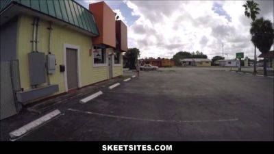 Bruno Dickemz - Lilli Dixon gets paid cash to bang a stranger outdoors in POV - sexu.com