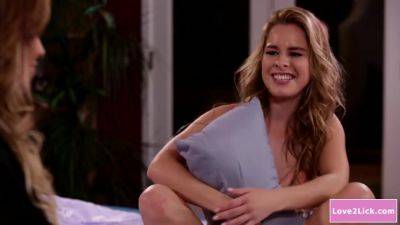 Teen Babe Scissoring With Her Stepmom - videomanysex.com