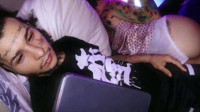 My Dick Get Hard Next To My Stepdaughter And I Fingering Her Ass - upornia.com - Usa