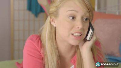 Touchdown Between Her Legs - Lucy Tyler - upornia.com