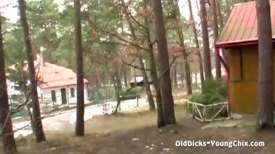 Old Dude Wins Some Pussy In Chess - hclips.com