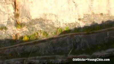 Hiker Gets A Wild Blowjob - hclips.com