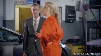 Georgie Lyall - Melt In Her Mouth With Georgie Lyall - upornia.com