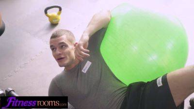 Max Dyor - Katie Dee and Max Dyor take turns pounding hard in Fitness Rooms Two HD video - sexu.com