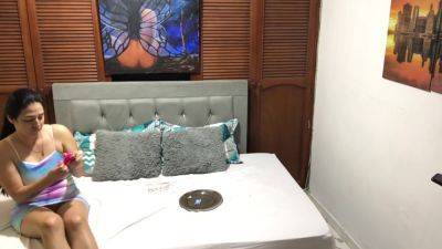 I Give My Girlfriend A Vibrator To Enjoy In Her Hot Pussy - hclips.com