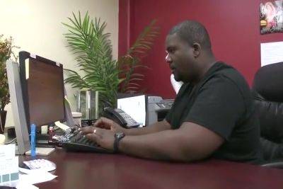 Victoria Lawson - Gets Her Pussy Fucked Live In A Chat Room Feat. Victoria Lawson - hclips.com