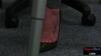 Voyeur secretary in office strips off for black cock wanker - txxx.com