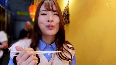 【過去最高の贅沢過ぎる完璧美貌！美しくて綺麗で可愛い最強スペックのバズり確定神素人】身長173cm股下87cmの高身長超美脚に美巨乳という驚異のスーパースタイル。顔に似合わぬ変態っぷりで潮吹きにガクイキからの中出し&顔射の2連続SEX - txxx.com - Japan