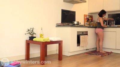 Yasmeena Washing - hclips.com