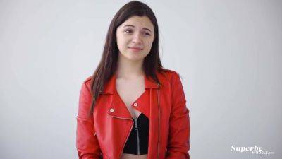 Haylis Casting With Hayli Sanders - hclips.com