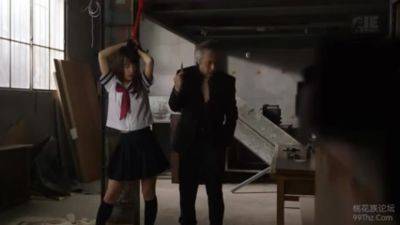 06138 Female investigator insult - upornia.com