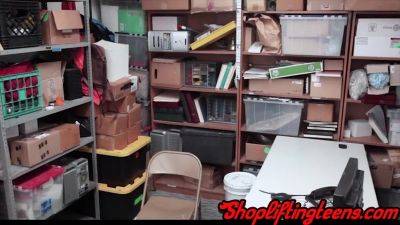 Real Shoplifter Sucking - videomanysex.com