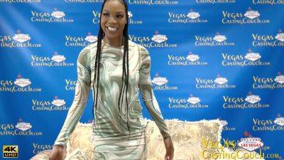 Cinnamon Baileyy - upornia.com