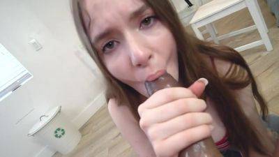 after helping my step sister i bang her hard - upornia.com