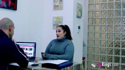 Rose Wood - Bbw Chrystal Wants To Be A Porn Model... But Will She Pass The Hot Casting? - hclips.com